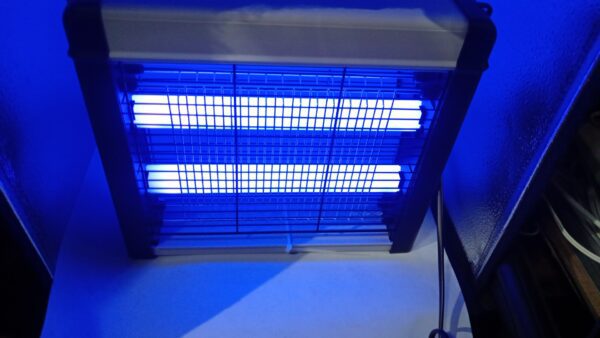 ¡Protege tu Hogar con el Mejor Mata Mosquitos Eléctrico Luz UV en Ecuador! - Imagen 2