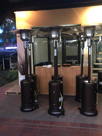 calefactor-a-gas-tipo-hongo-terraza-ecuador.